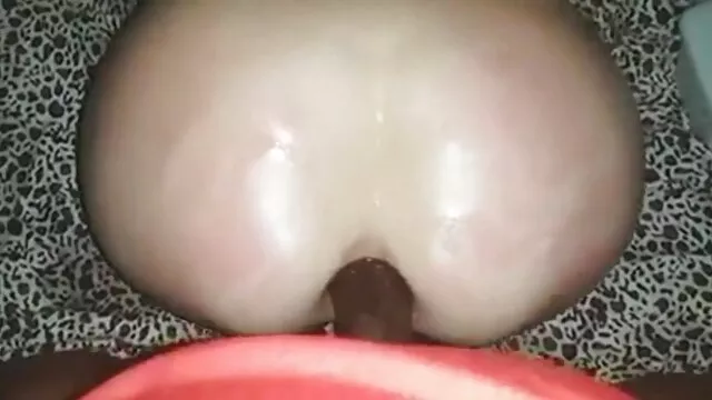 زوجين شابين لا يمكن افلام جنسية اجنبية للكبار أن تتحمل الإثارة أثناء التدريب