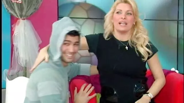 خدمة العملاء تنزيل افلام سكس اجنبية