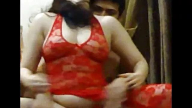 جينا النوم قليلا أفلامسكس أجنبية من النشوة وحدها