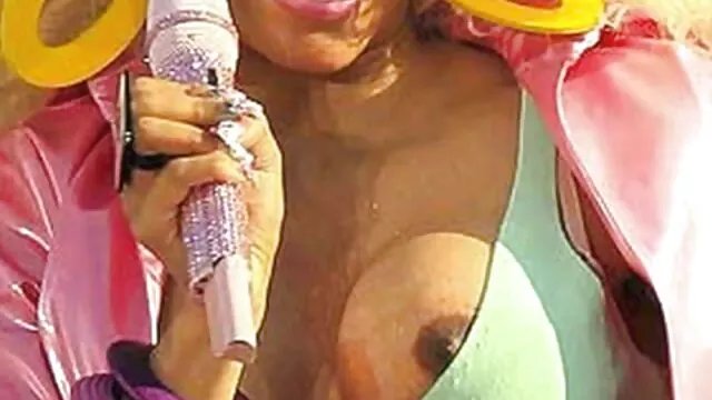 منزل العطلة افلام اجنبيه سكس للكبار مع تينا الساخنة