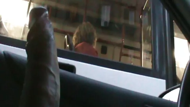 تبادل لاطلاق افلام سكس اجنبيه مترجمه النار ناضجة يحب أن يستمني على الرغم من سنها