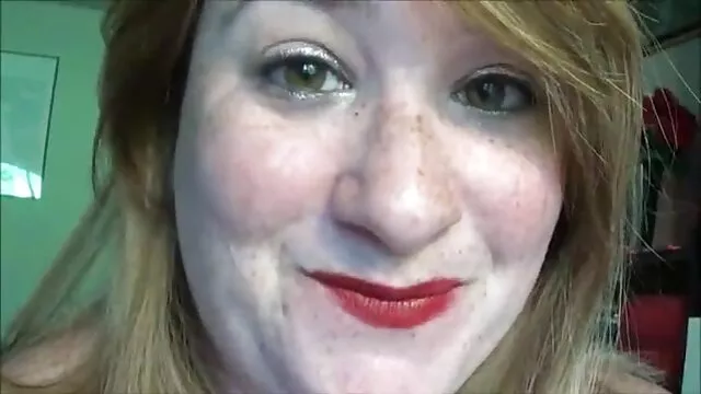 الرجل هو تقسيم بين مشاهد سكس اجنبيه اثنين كس