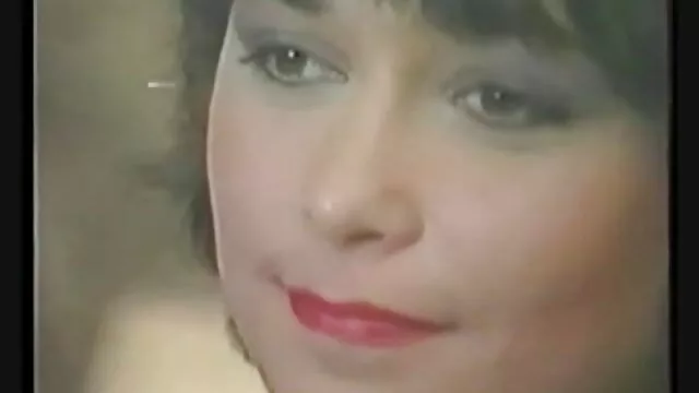 مايا هيلز لم تعد ممتعة لأنها افلام جنسيه اجنبيه عربيه قبلت